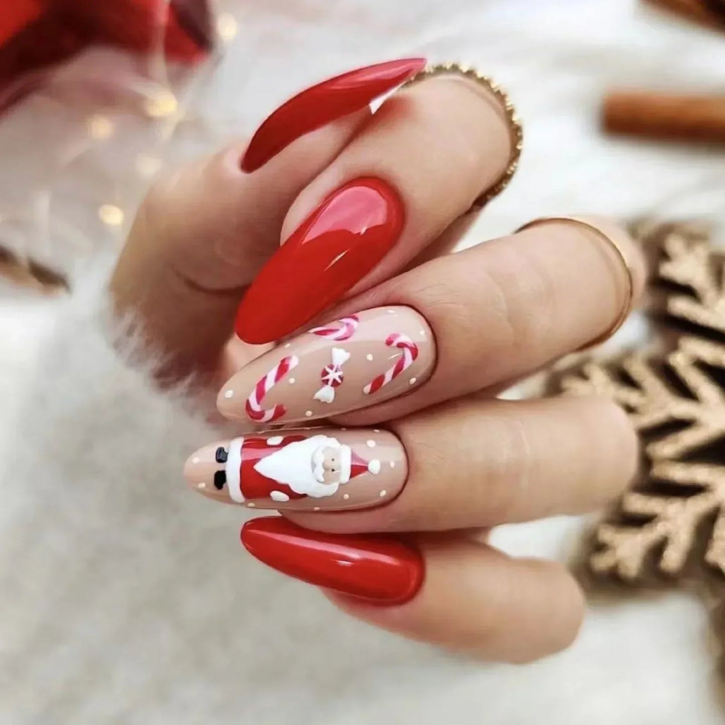 Gold Powder Christmas Fake Nails-34
