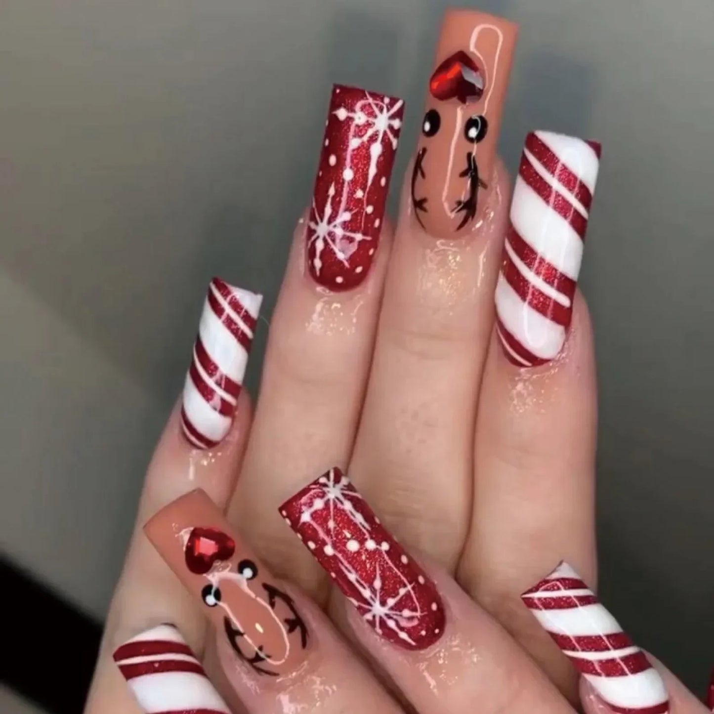 Gold Powder Christmas Fake Nails-31